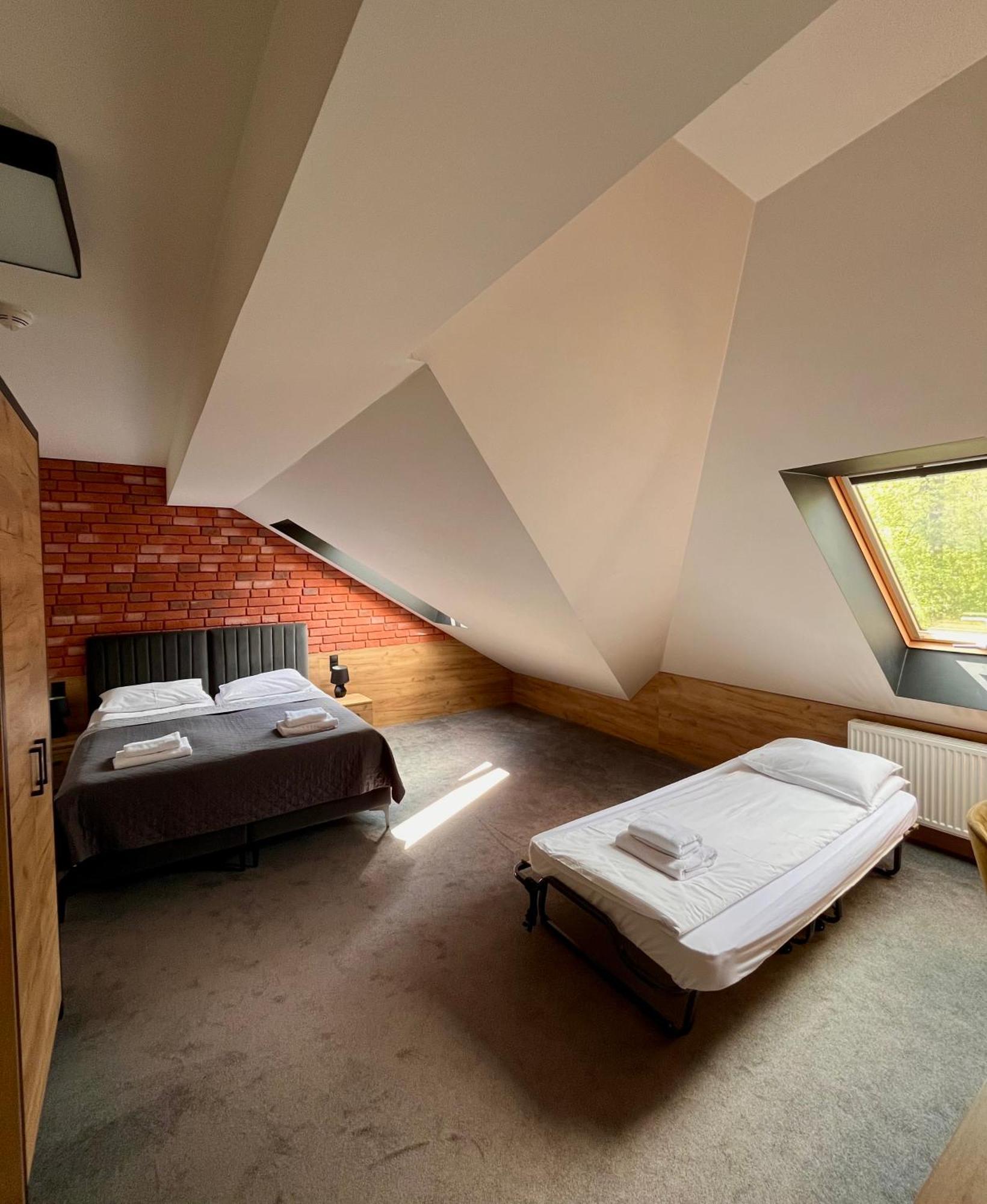 Ostoja Garden Bed & Breakfast Brody  Bagian luar foto